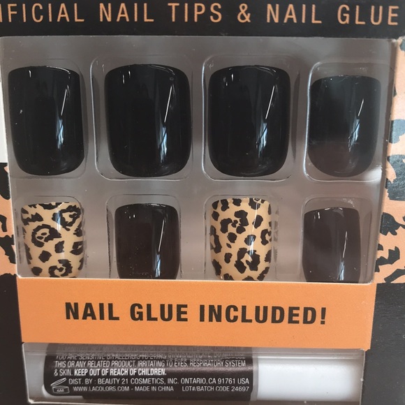 L.A. Colors 13 Piece Short Length Nails On Set New Product - Picture 5 of 6